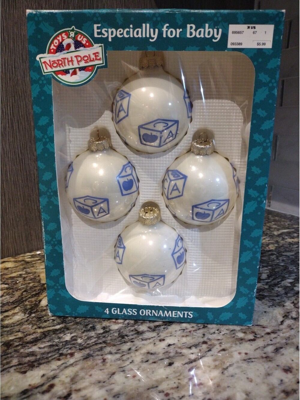 Toys R Us "Especially For Baby First Christmas" 4 Glass Ornaments New In Box